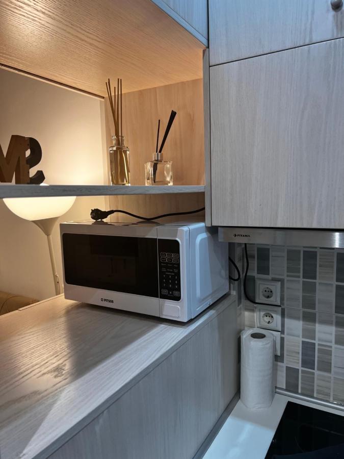 Small Budget Diamond Apartment In Agias Sofias. Θεσσαλονίκη Εξωτερικό φωτογραφία